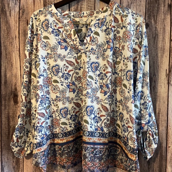 Croft and Barrow Size 1X Floral Blouse - Picture 3 of 5